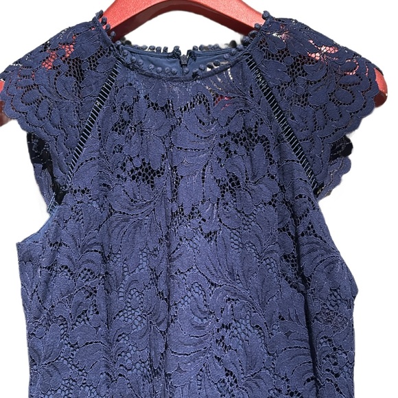 VINCE CAMUTO | Lace Cocktail Dress - Navy - Size 2 | NWT - Picture 4 of 5